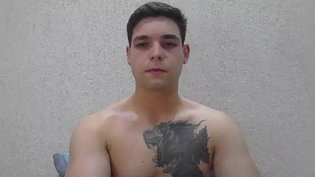 Zure-xxx online show from May 27, 2026, 1:57 am