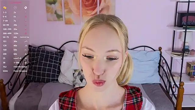 Grace Glend online show from April 21, 2026, 10:34 pm