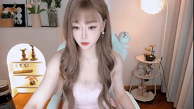 kakakuqi online show from October 29, 2025, 7:43 am