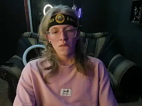 Snapshot of Bookjinn chatting on October 17, 2025, 5:54 am Bookjinn online show from October 17, 2025, 5:54 am