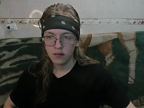 Snapshot of Bookjinn chatting on February 9, 2026, 4:16 am Bookjinn online show from February 9, 2026, 4:16 am