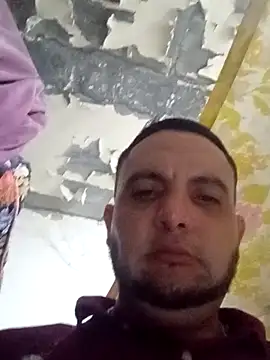 Snapshot of Cogelonregio chatting on April 29, 2026, 5:44 am Cogelonregio online show from April 29, 2026, 5:44 am