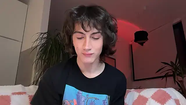 kira yoshika9e online show from March 19, 2026, 10:25 pm