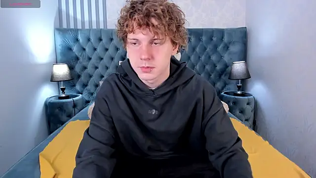 Snapshot of KevinMilky chatting on March 15, 2026, 5:46 am KevinMilky online show from March 15, 2026, 5:46 am