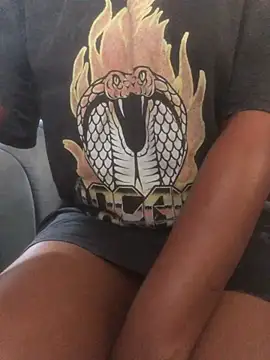 WaterMommy online show from April 1, 2026, 12:33 am