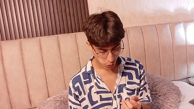 Aaron Eze online show from January 15, 2026, 10:13 pm