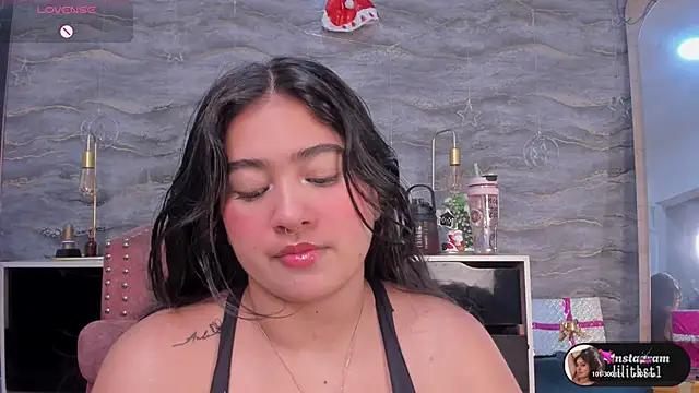 lilithst  online show from January 8, 2026, 7:16 pm