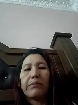 Snapshot of Bigtitsass81 chatting on November 14, 2025, 10:29 pm Bigtitsass81 online show from November 14, 2025, 10:29 pm