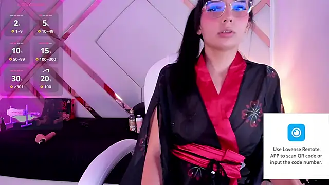 michelle cutee  online show from January 14, 2026, 6:35 pm