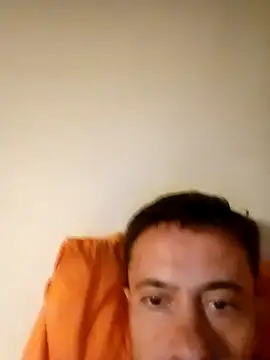 manumoodman1234 online show from October 15, 2025, 11:38 pm