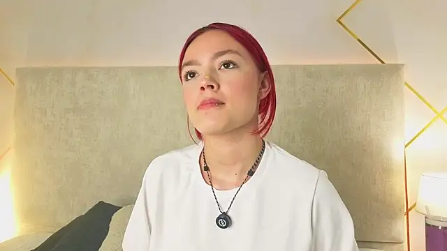 Martinaa Garcia online show from July 10, 2026, 7:49 pm