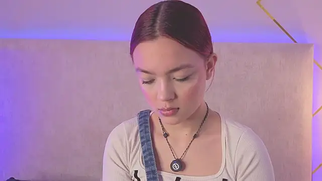 Martinaa Garcia online show from July 16, 2026, 7:42 pm
