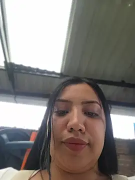 Snapshot of Lunaira_Deep chatting on July 18, 2026, 9:40 pm Lunaira Deep online show from July 18, 2026, 9:40 pm