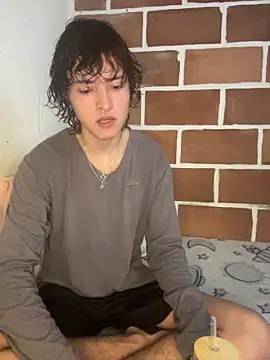 JoelnClouds online show from April 13, 2026, 6:35 pm