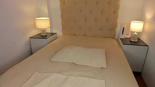 wow factor online show from October 17, 2025, 6:16 am