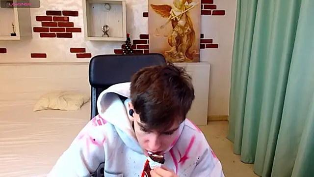 BradyFlint online show from February 13, 2026, 6:53 am