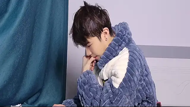 Stuffy-111 online show from November 20, 2025, 11:21 am