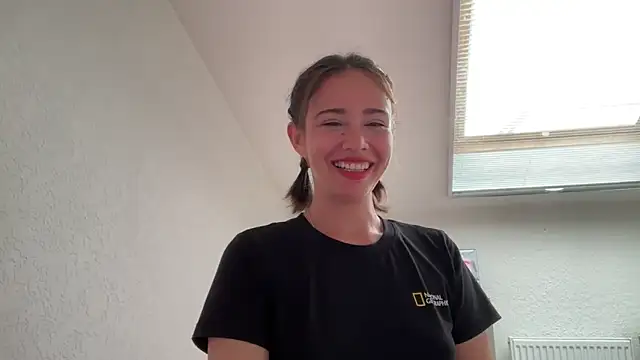 Snapshot of WillHannah chatting on June 22, 2026, 12:24 pm WillHannah online show from June 22, 2026, 12:24 pm
