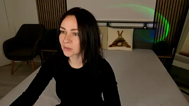 DitaNoir online show from April 23, 2026, 6:14 am