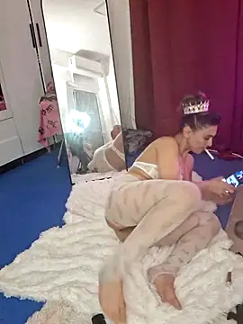 Your Desires07 online show from February 5, 2026, 8:35 pm