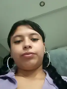 Snapshot of petite_coral chatting on January 6, 2026, 11:51 pm petite coral online show from January 6, 2026, 11:51 pm