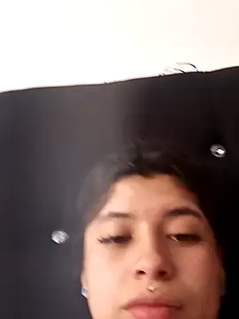 Snapshot of petite_coral chatting on February 22, 2026, 3:43 pm petite coral online show from February 22, 2026, 3:43 pm