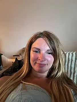 Snapshot of kinkysarahx chatting on July 26, 2026, 3:08 pm kinkysarahx online show from July 26, 2026, 3:08 pm