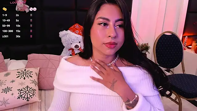 TamaraLeen online show from December 4, 2025, 10:18 pm