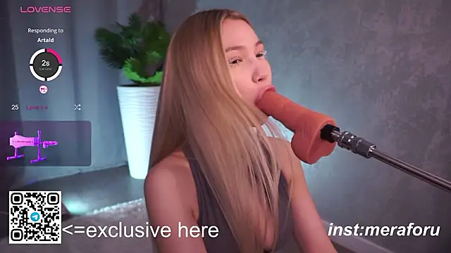 MerandaBlosom online show from January 18, 2026, 5:22 am