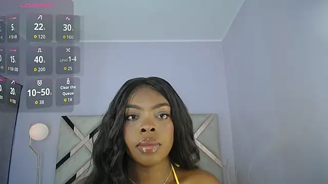 Snapshot of Maiacharris_ chatting on May 19, 2026, 12:22 pm Maiacharris online show from May 19, 2026, 12:22 pm