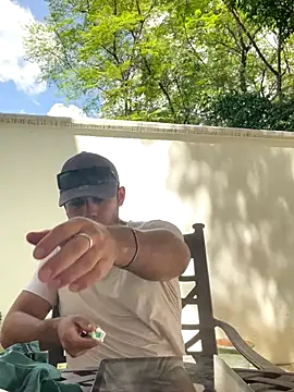 Twistermc11 online show from October 23, 2025, 7:12 pm