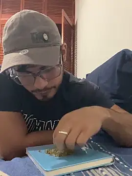 Twistermc11 online show from October 26, 2025, 5:13 am