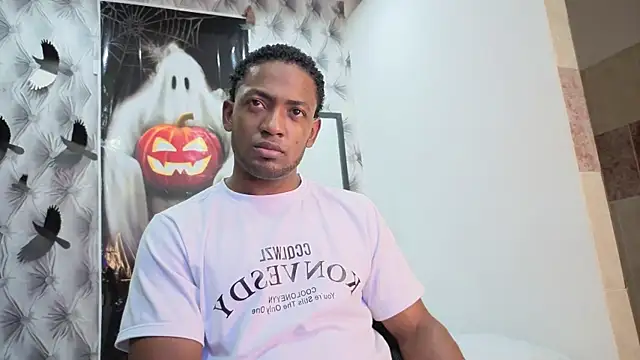 Snapshot of Stevenbrand chatting on October 17, 2025, 7:16 pm Stevenbrand online show from October 17, 2025, 7:16 pm