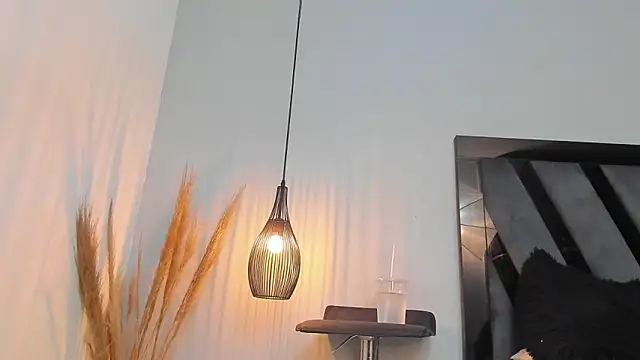 Snapshot of Amelia_Brixton chatting on February 17, 2026, 5:15 am Amelia Brixton online show from February 17, 2026, 5:15 am