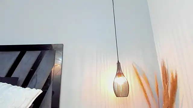 Snapshot of Amelia_Brixton chatting on March 3, 2026, 6:19 am Amelia Brixton online show from March 3, 2026, 6:19 am