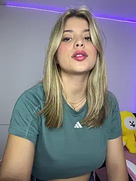 Snapshot of _Alicee_1 chatting on November 14, 2025, 2:43 am Alicee 1 online show from November 14, 2025, 2:43 am