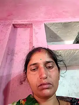 Snapshot of Pooja_shre chatting on May 9, 2026, 10:42 am Pooja shre online show from May 9, 2026, 10:42 am