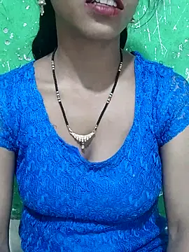 Itz Aisha   online show from March 2, 2026, 8:43 am