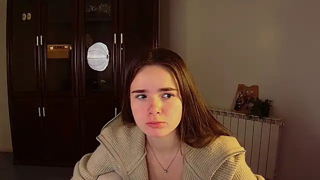 May Bloom online show from October 31, 2025, 5:19 am