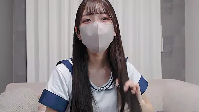 LOVE MIREI LOVE online show from November 7, 2025, 11:32 am