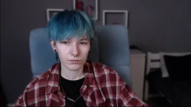 guitarandangell online show from October 27, 2025, 3:21 am