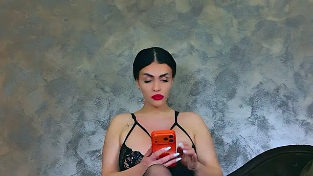 Snapshot of KimWilmes chatting on May 8, 2026, 1:49 pm KimWilmes online show from May 8, 2026, 1:49 pm