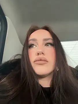 KiraSunshine online show from January 13, 2026, 4:07 am