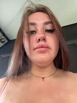 Snapshot of KiraSunshine chatting on June 7, 2026, 2:27 am KiraSunshine online show from June 7, 2026, 2:27 am
