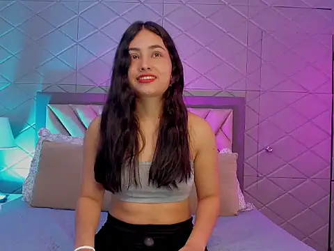 ViolettRouse online show from November 24, 2025, 2:39 pm