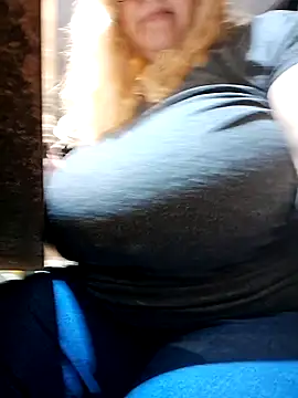 JennyInVegas online show from April 15, 2026, 2:46 pm