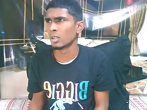 Snapshot of IndianThuggin chatting on July 22, 2026, 11:13 am IndianThuggin online show from July 22, 2026, 11:13 am