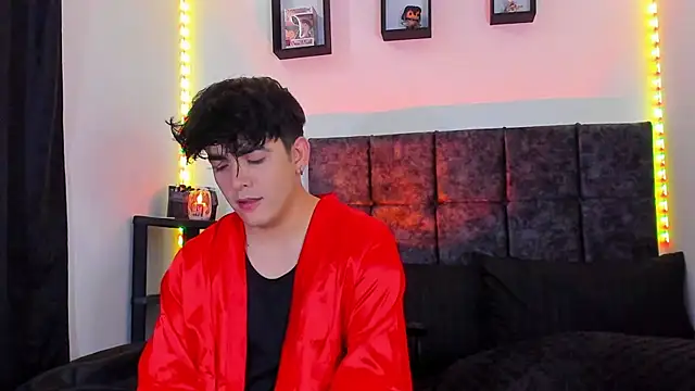 Theo Noxxx online show from October 25, 2025, 7:08 pm