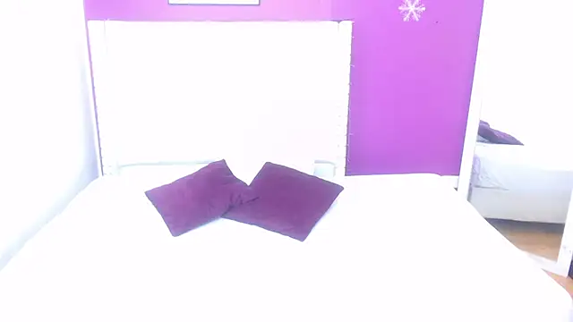 innocent sexybaby online show from November 14, 2025, 4:00 am