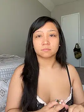 Snapshot of babygirlesme chatting on June 4, 2026, 5:30 pm babygirlesme online show from June 4, 2026, 5:30 pm